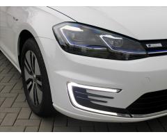 Volkswagen e-Golf 100kW tepel.čerp. SoH 93% ČR 1.maj  A/T Comfortline - 18