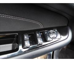 Ford Edge 2,0 TDCi,LED,4x4,Navigace,Ford servis  Titanium - 13
