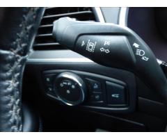 Ford Edge 2,0 TDCi,LED,4x4,Navigace,Ford servis  Titanium - 17