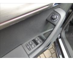 Škoda Octavia 1,4 G-TEC,LED,Digi Klima,Navigace  Style - 12