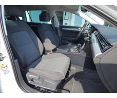 Volkswagen Passat 2,0 TDI DSG,LED,Navigace,Digi Klima,VW servis  Business - 60