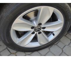 Volkswagen Passat 2,0 TDI DSG,LED,Navigace,Digi Klima,VW servis  Business - 64