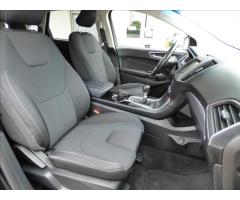 Ford Edge 2,0 TDCi,LED,4x4,Navigace,Ford servis  Titanium - 59