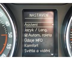 Škoda Superb 2,0 TDI 125kW,Panorama,Navi,Digi Klima,serviska  Elegance - 26