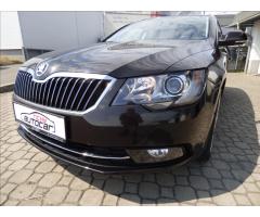 Škoda Superb 2,0 TDI 125kW,Panorama,Navi,Digi Klima,serviska  Elegance - 64