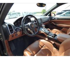 Porsche Cayenne 3,0 D, LED, Panorama  Platinum Edition - 9