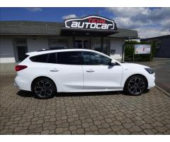 Ford Focus 1,5 TDCi,ST-LINE,LED,Navi,Ford servis  ST-Line - 2