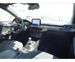 Ford Focus 1,5 TDCi,ST-LINE,LED,Navi,Ford servis  ST-Line - 51