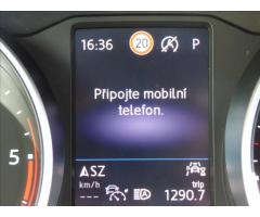 Volkswagen Tiguan 2,0 TDI DSG,4x4,LED,model 2021,Navi,VW servis  Life - 25