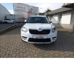 Škoda Yeti 2,0 TDi DSG,4x4,Bi-Xenon,Panorama,Kessy  Edition Style - 8