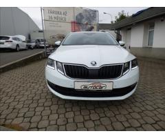 Škoda Octavia 2,0 TDI DSG,LED,Navi,Digi Klima,serviska - 8