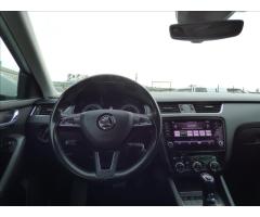 Škoda Octavia 2,0 TDI DSG,LED,Navi,Digi Klima,serviska - 11