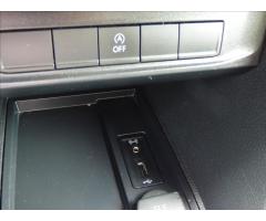 Volkswagen Caddy 2,0 TDI DSG,Klima,Navi,VW servis - 37