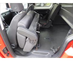 Volkswagen Caddy 2,0 TDI DSG,Klima,Navi,VW servis - 43