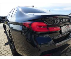 BMW Řada 5 2,0 520d xDrive,Laser,M-Paket,Head Up - 74