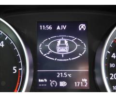 Volkswagen Golf 1,6 TDI,Full LED,Navigace,  Comfortline - 23