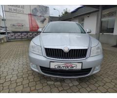 Škoda Octavia 1,4 TSI,1.maj.,Klima,serviska - 9