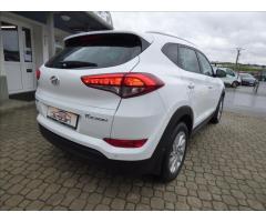 Hyundai Tucson 1,7 CRDI,koupeno ČR,Navi,Digi Klima,Hyundai servis  Trikolor - 3