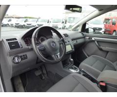 Volkswagen Touran 2,0 TDI DSG, Navi, Digi Klima, serviska  Comfortline - 11