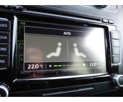 Volkswagen Touran 2,0 TDI DSG, Navi, Digi Klima, serviska  Comfortline - 37