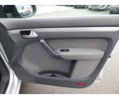 Volkswagen Touran 2,0 TDI DSG, Navi, Digi Klima, serviska  Comfortline - 54