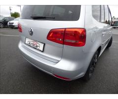 Volkswagen Touran 2,0 TDI DSG, Navi, Digi Klima, serviska  Comfortline - 64