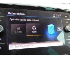 Volkswagen Passat Variant 1,4 TSI GTE DSG,Full LED,Navigace,VW servis - 52