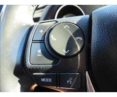 Toyota Auris 1,8 VVTi Hybrid,Navigace,model 2017,Digi Klima  Executive - 15