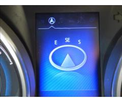 Toyota Auris 1,8 VVTi Hybrid,Navigace,model 2017,Digi Klima  Executive - 20