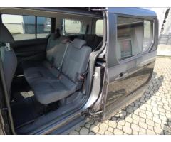 Ford Tourneo Connect 1,5 TDCi,88kW,7míst,Klima,serviska - 32