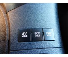 Toyota Auris 1,8 VVTi Hybrid,Navigace,model 2017,Digi Klima  Executive - 36