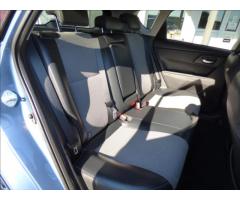 Toyota Auris 1,8 VVTi Hybrid,Navigace,model 2017,Digi Klima  Executive - 45