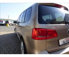 Volkswagen Touran 1,4 TSI DSG,REZERVACE,Navigace,Digi Klima,serviska  Highline - 62