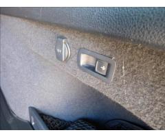Volkswagen Passat 2,0 TDI,LED,Navi,nez. topení,VW servis  R-Line - 67