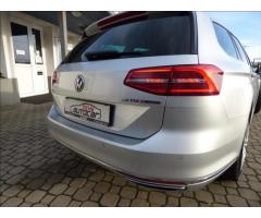 Volkswagen Passat 2,0 BiTDI DSG,REZERVACE,4x4,model 2015,  Highline - 80