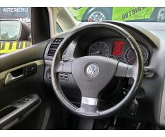 Volkswagen Touran 1,4 103kW Highline, CEBIA - 27