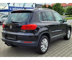 Volkswagen Tiguan 2,0 DSG TDi 4mot SERVIS VW - 14