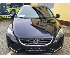 Volvo V40 2,0 D 130kW Kinetic *SERV.KN. - 2