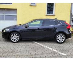 Volvo V40 2,0 D 130kW Kinetic *SERV.KN. - 5