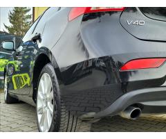 Volvo V40 2,0 D 130kW Kinetic *SERV.KN. - 35