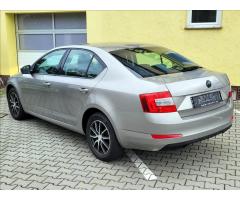 Škoda Octavia 1,2 *NOVÉ ROZVODY* SERV.KNÍŽKA - 9