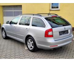 Škoda Octavia 1,4 TSi *SERVISNÍ KNÍŽKA* - 9