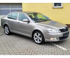 Škoda Octavia 1,8 ELEGANCE,nové ROZVODY+SERV - 1