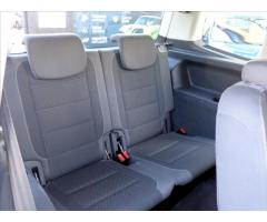 Volkswagen Touran 1,4 TSi SERV.KN,CEBIA - 20