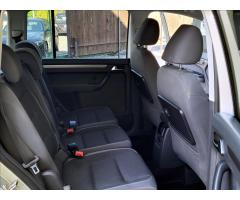 Volkswagen Touran 1,4 TSi SERV.KN,CEBIA - 21