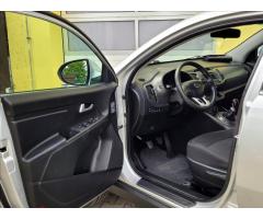 Kia Sportage 1,7 CRDi málo KM, 1.MAJ,SERV.K - 24