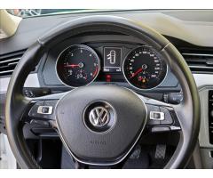 Volkswagen Passat 2,0 TDi 4motion SERV.KN+CEBIA - 33