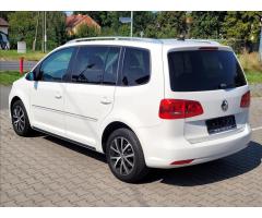 Volkswagen Touran 1,4 TSI DSG Highline, ROZVODY - 13