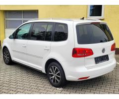 Volkswagen Touran 1,4 TSI DSG Highline, ROZVODY - 9