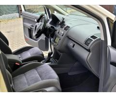 Volkswagen Touran 1,4 TSI DSG Highline, ROZVODY - 20